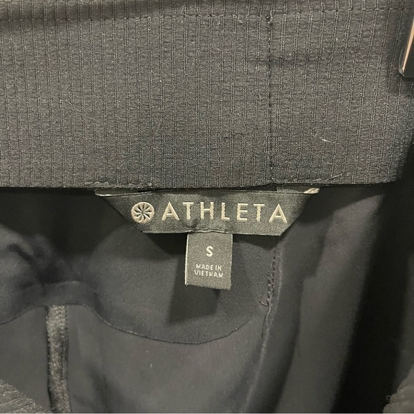 Athleta Pintucket Flat Front Ankle Pants Black Small - Picture 6 of 8